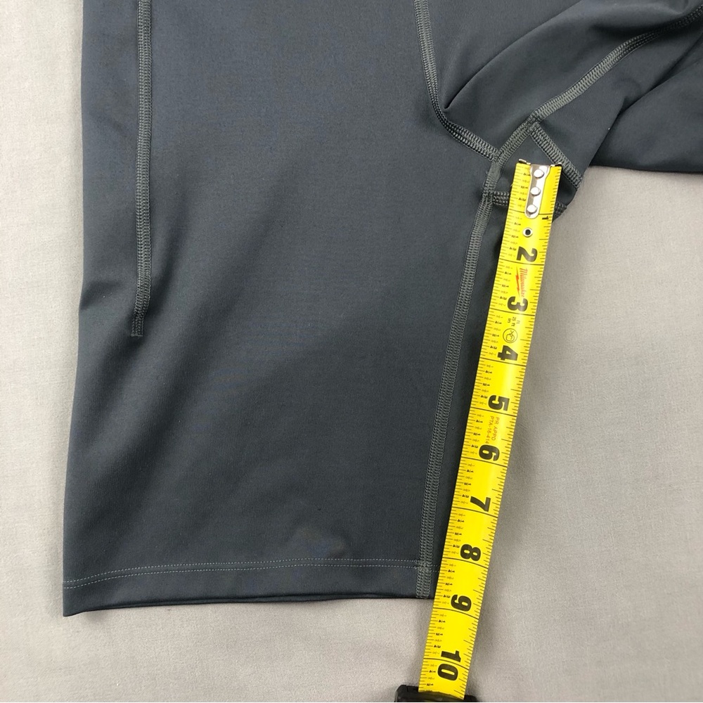 The North Face Women's Motivation Pocket 9” Short - Picture 3 of 14